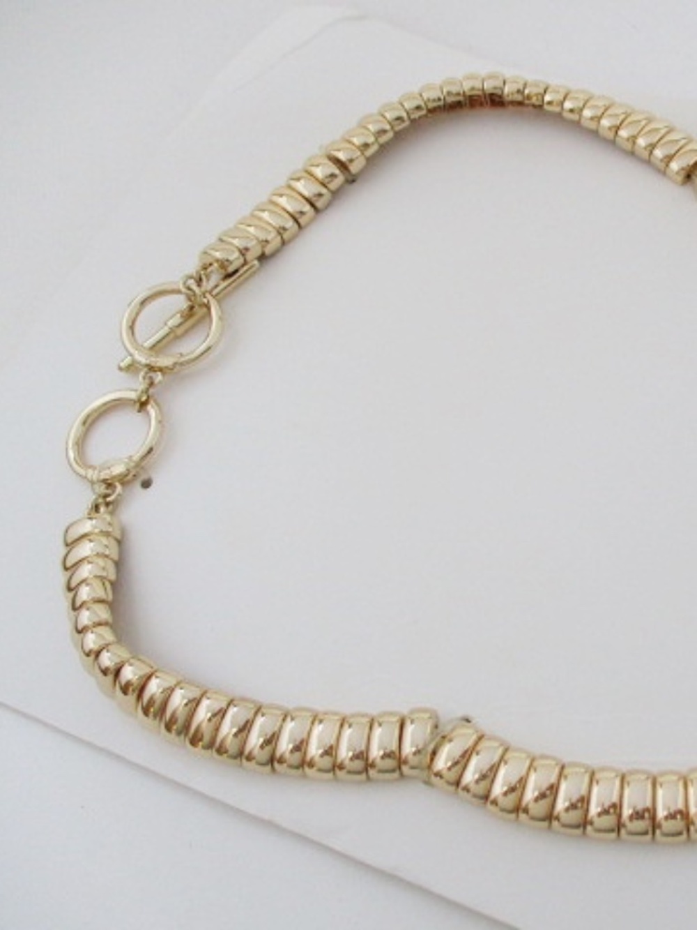 RALPH LAUREN - Ribbed Gold Tone Necklace